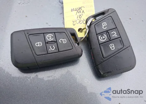 2021 Volkswagen Jetta 1.4T R-Line/1.4T S/1.4T Se из США, поврежденный, VIN 3VWC57BU3MM001859